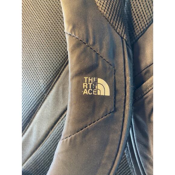 The North Face , Surge backpack - Picture 5 of 10